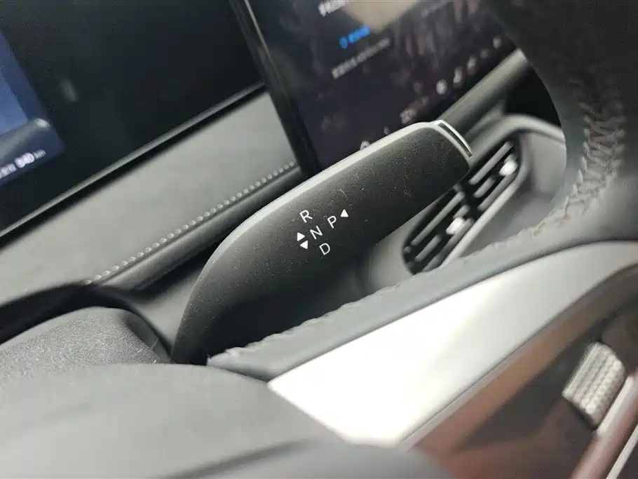 BYD Sealion 06 New Energy 2025 DM-i 170 Pilot Plus Edition фото 16