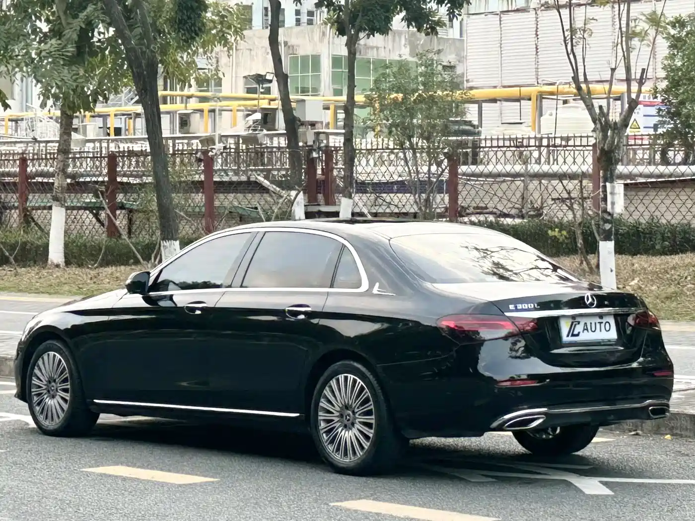  E CLASS