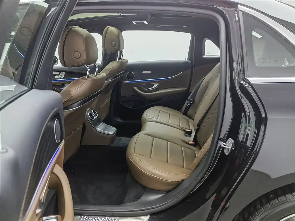 Mercedes-Benz E-Class 2023 Facelift E 300 L Sport Fashion фото 15