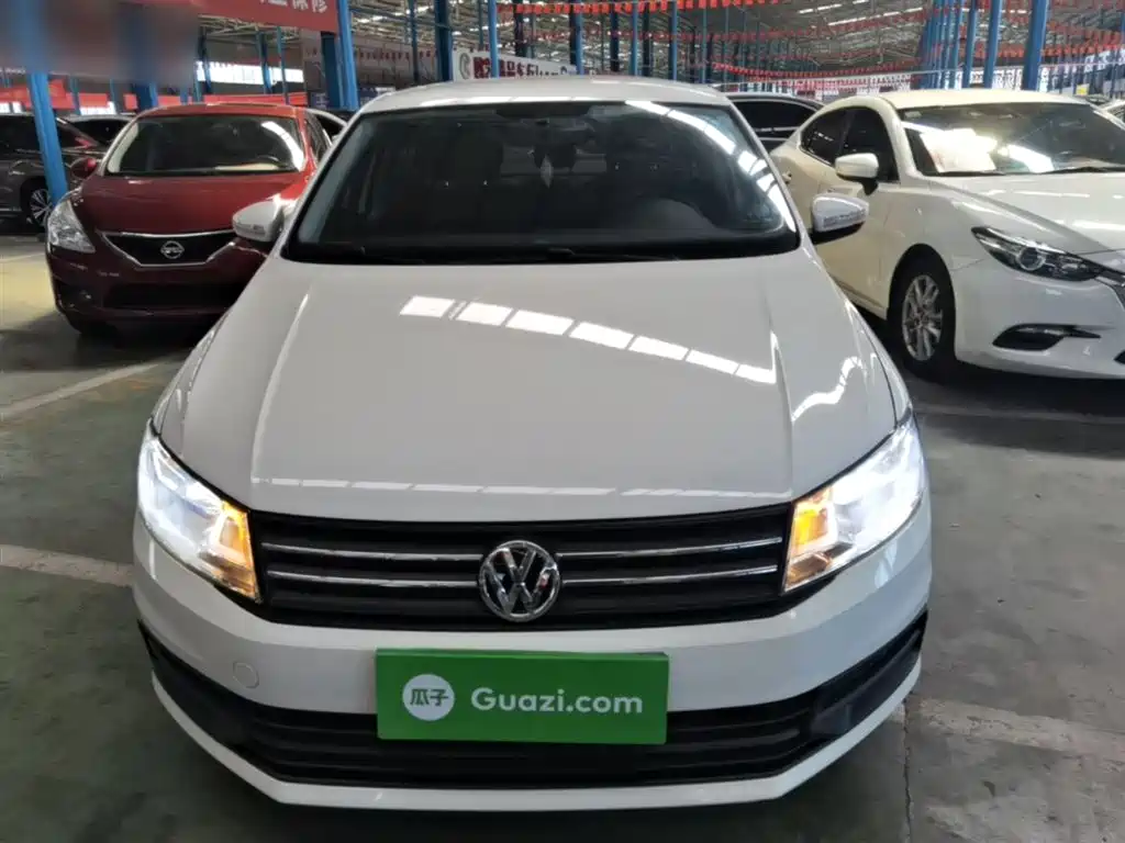 Volkswagen Santana 2016 1.4L Manual Trend Edition фото 3