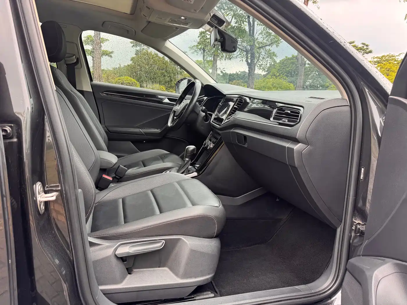 Volkswagen T-Roc, миниатюра 9
