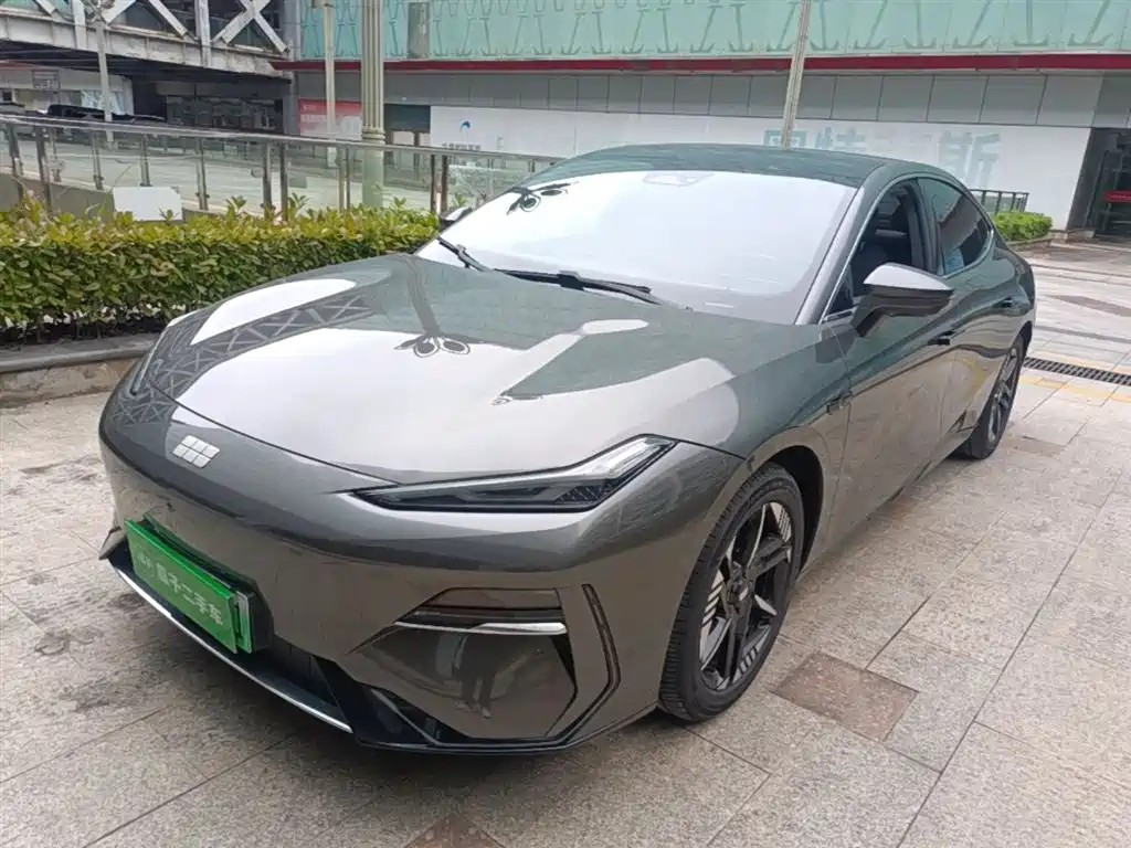 Geely Galaxy E8 2024 550km RWD PRO
