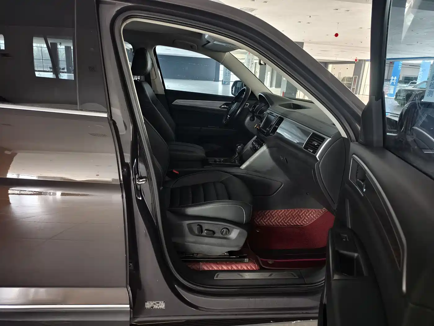 Volkswagen Teramont 2017 380TSI 4WD Luxury Edition фото 6