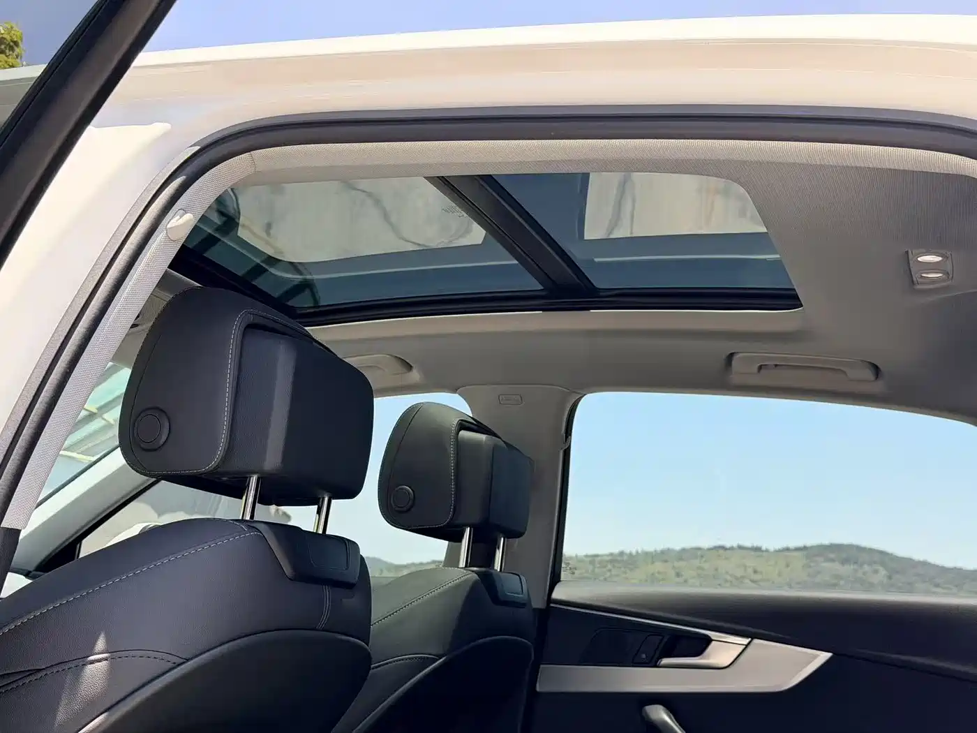 Audi A4L 2020 40 TFSI Luxury Dynamic фото 11