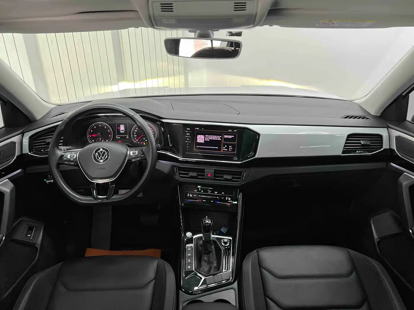 Volkswagen Tayron 2022 280TSI 2WD Luxury Smart Connect Edition фото 15