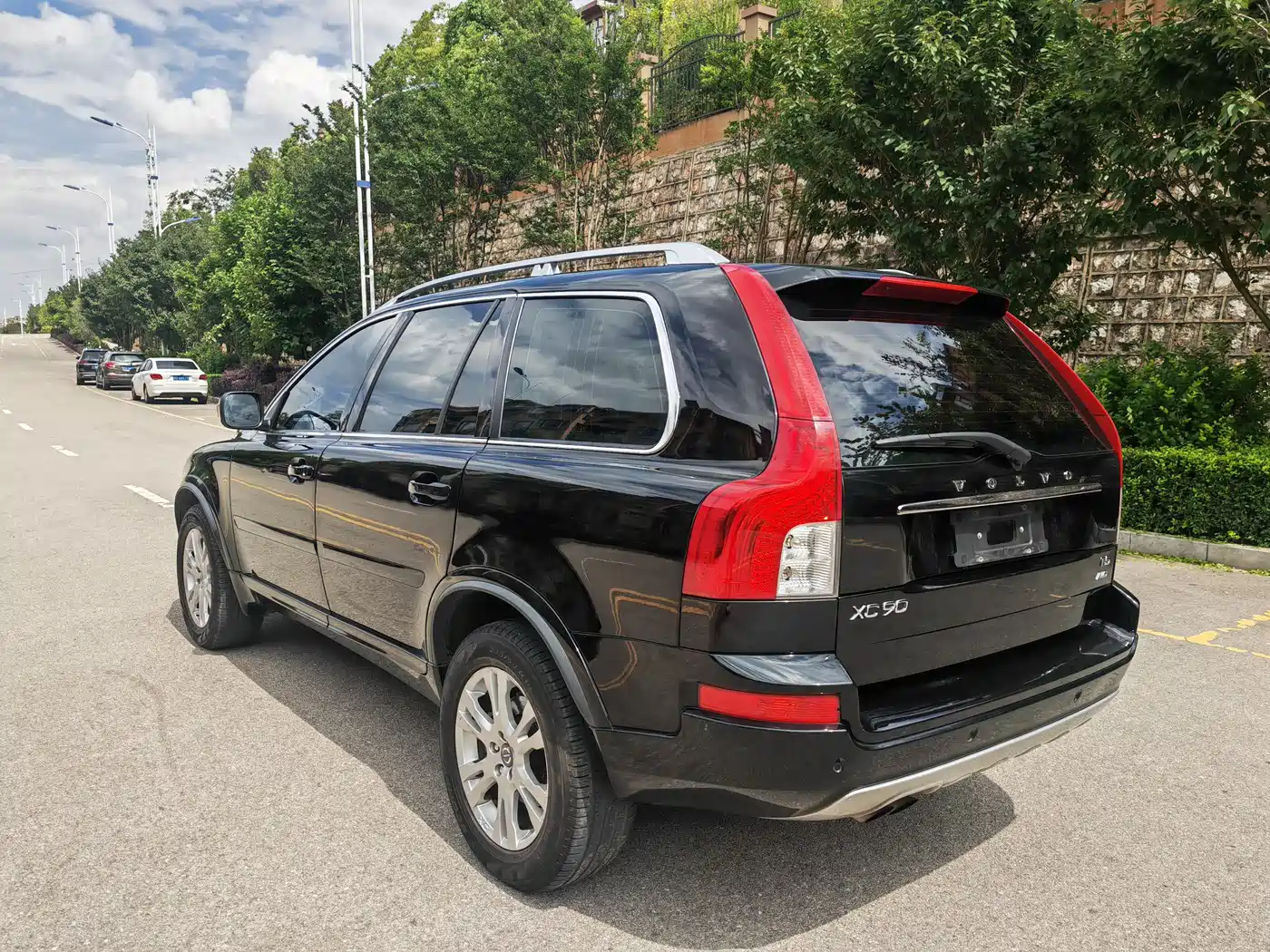 Фото 11 - Volvo XC90