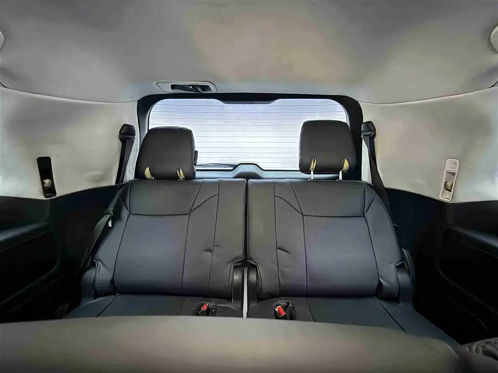 Lexus LX 2009 570 фото 16