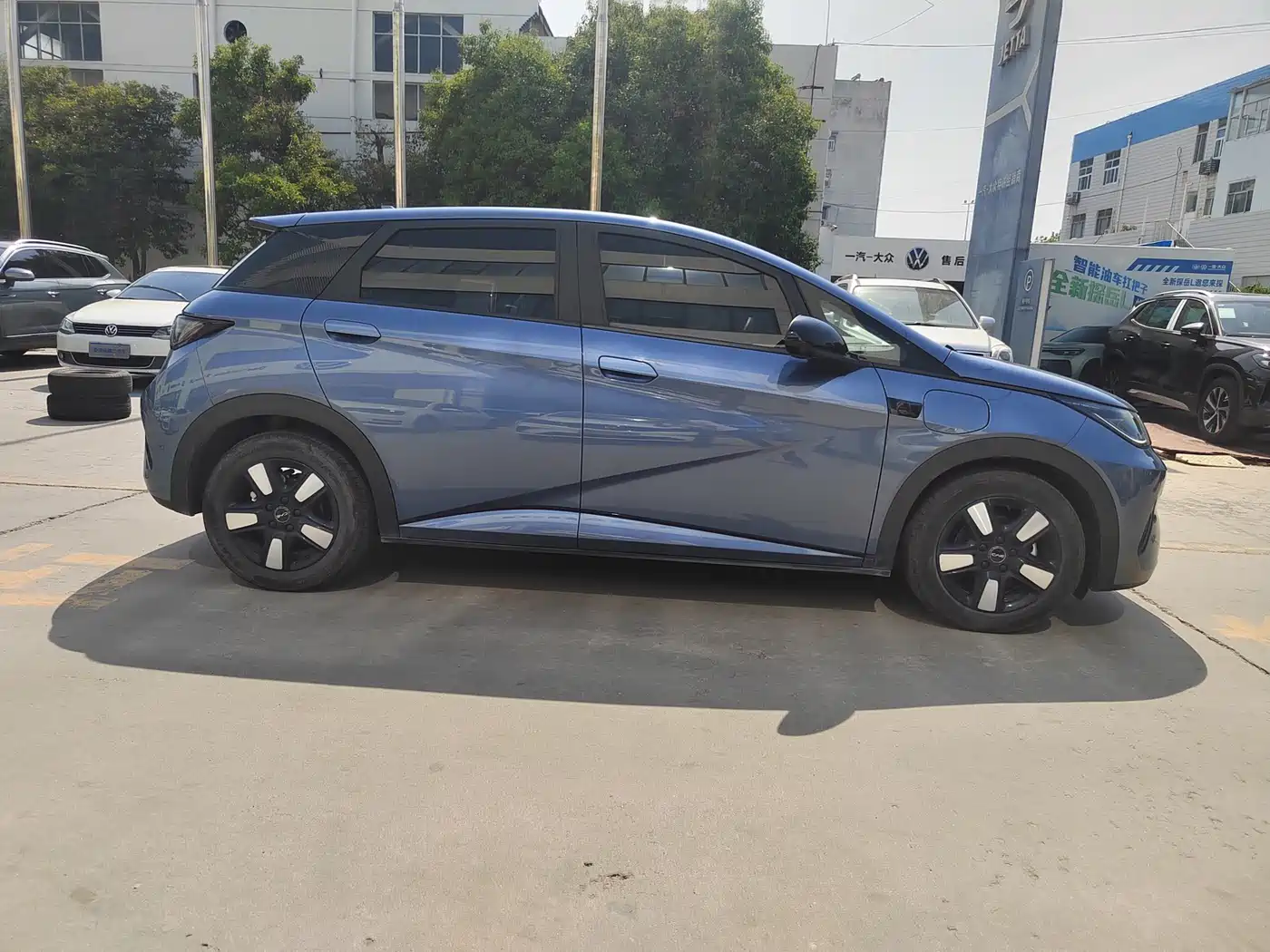 BYD Dolphin 2025 Smart Drive Edition 410km Fashion Version фото 5