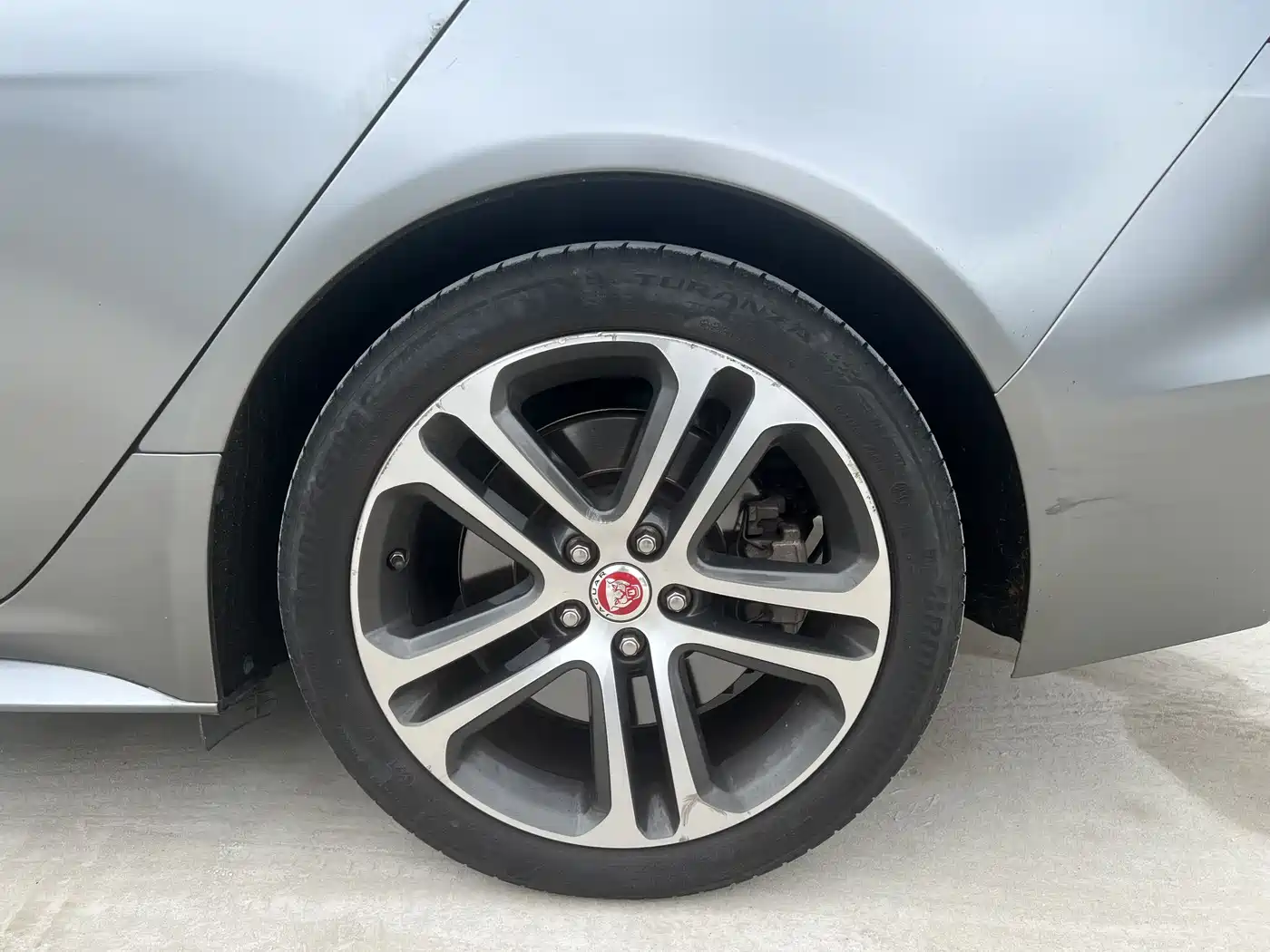 Jaguar XEL 2020 2.0T 200PS R-DYNAMIC S Progressive Sport Edition фото 17