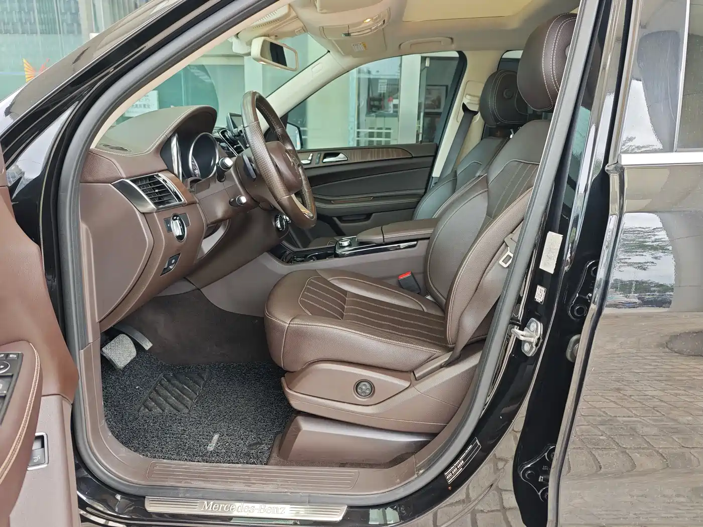 Mercedes-Benz GLE 2018 GLE 320 4MATIC Dynamic Ultimate Edition фото 5