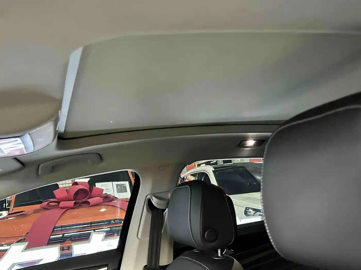 Volkswagen Passat 2024 380TSI Elite Edition фото 4