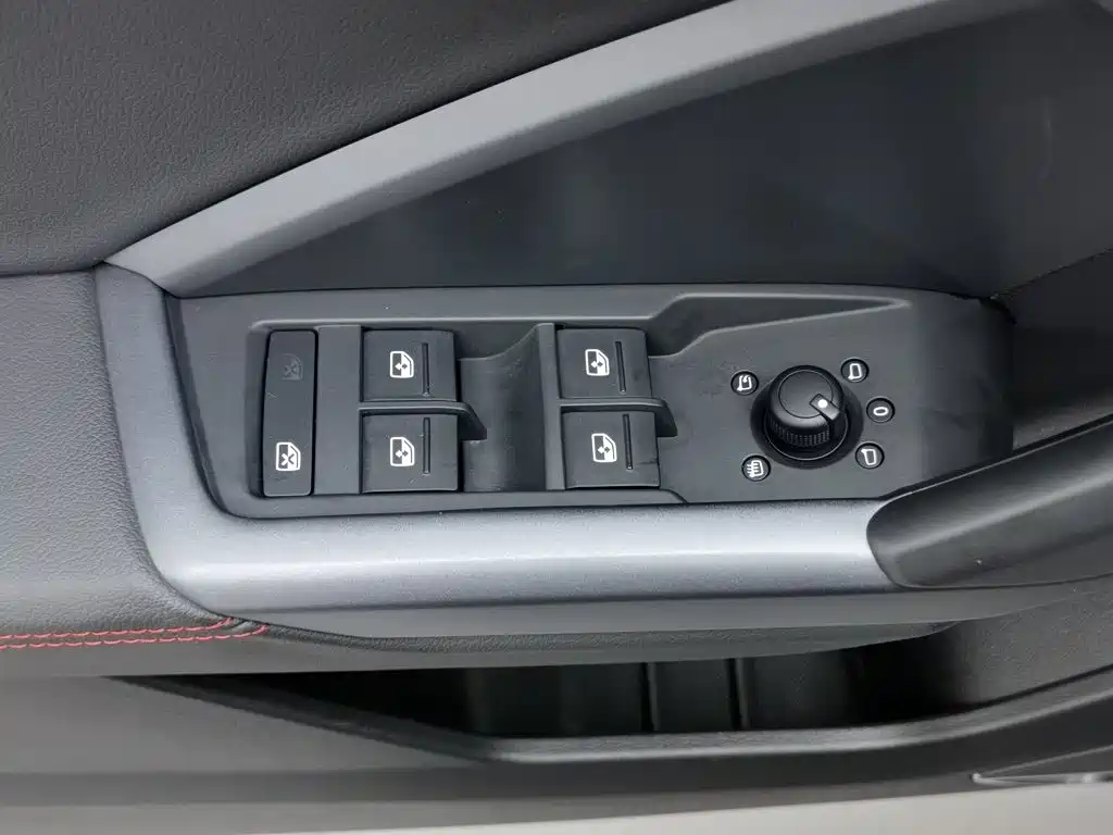 Audi Q3, миниатюра 9