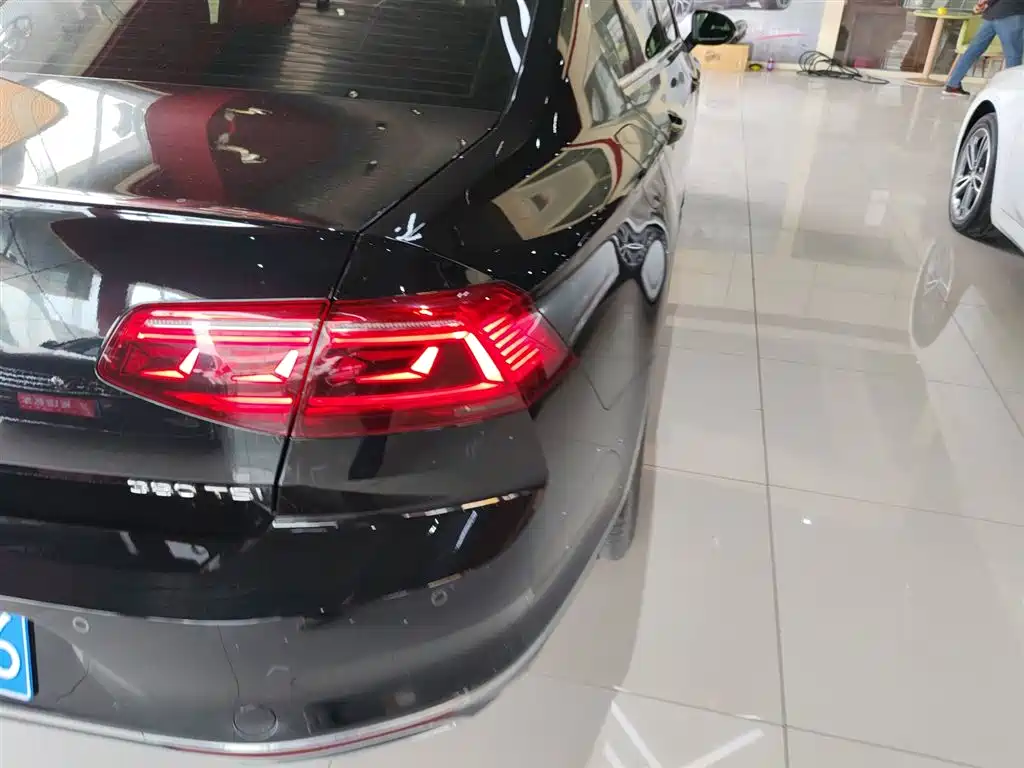 Volkswagen Magotan 2020 380TSI DSG Luxury фото 24