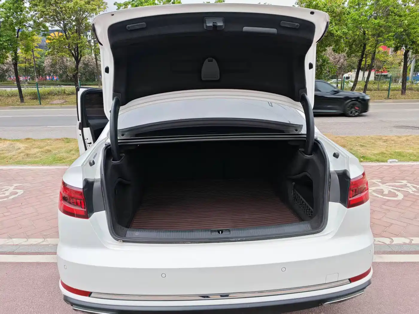 Audi A4L 2019 40 TFSI Progressive (China V) фото 15