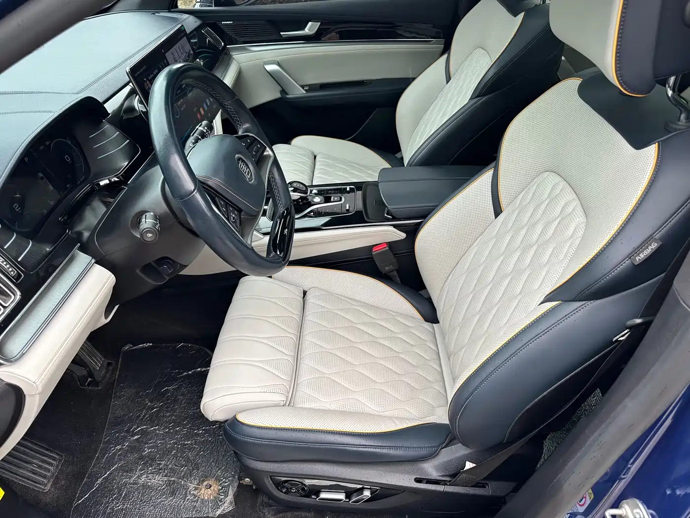BYD Tang New Energy 2022 DM-p 215KM AWD Flagship фото 40