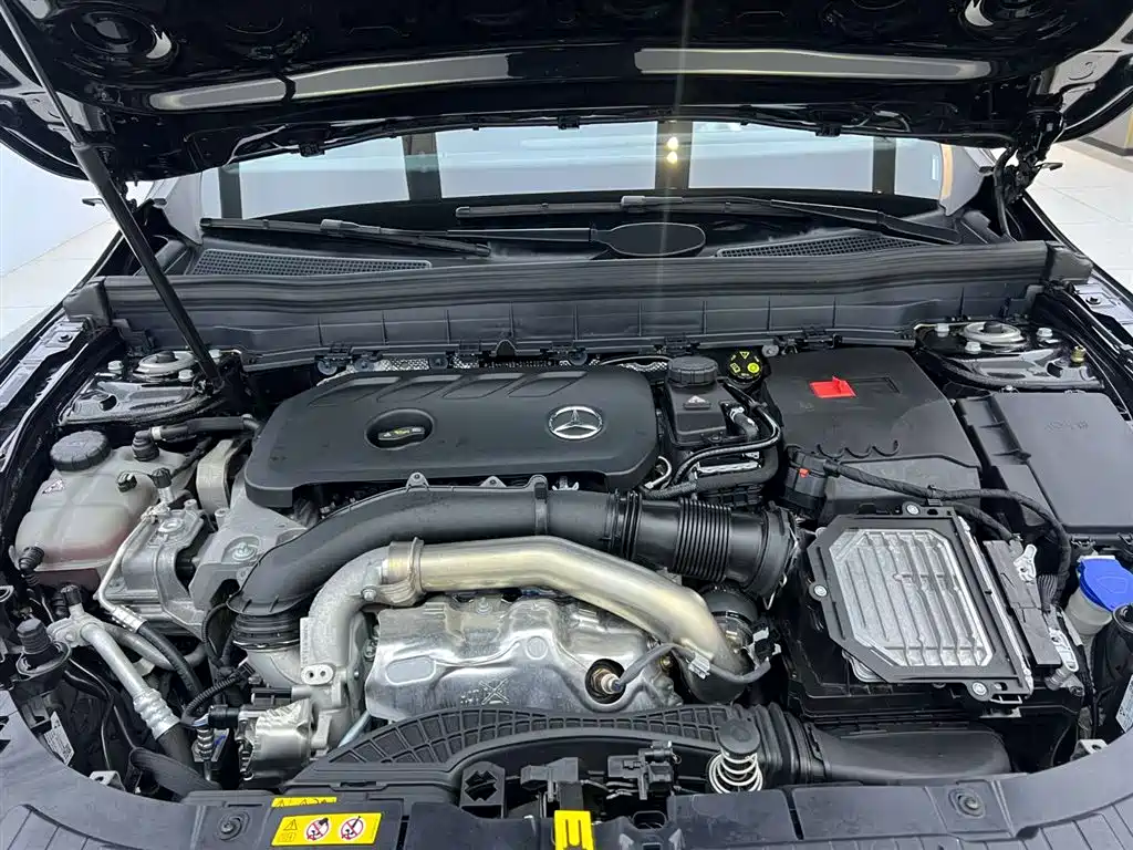 Mercedes-Benz GLB 2024 Facelift GLB 220 Dynamic фото 5