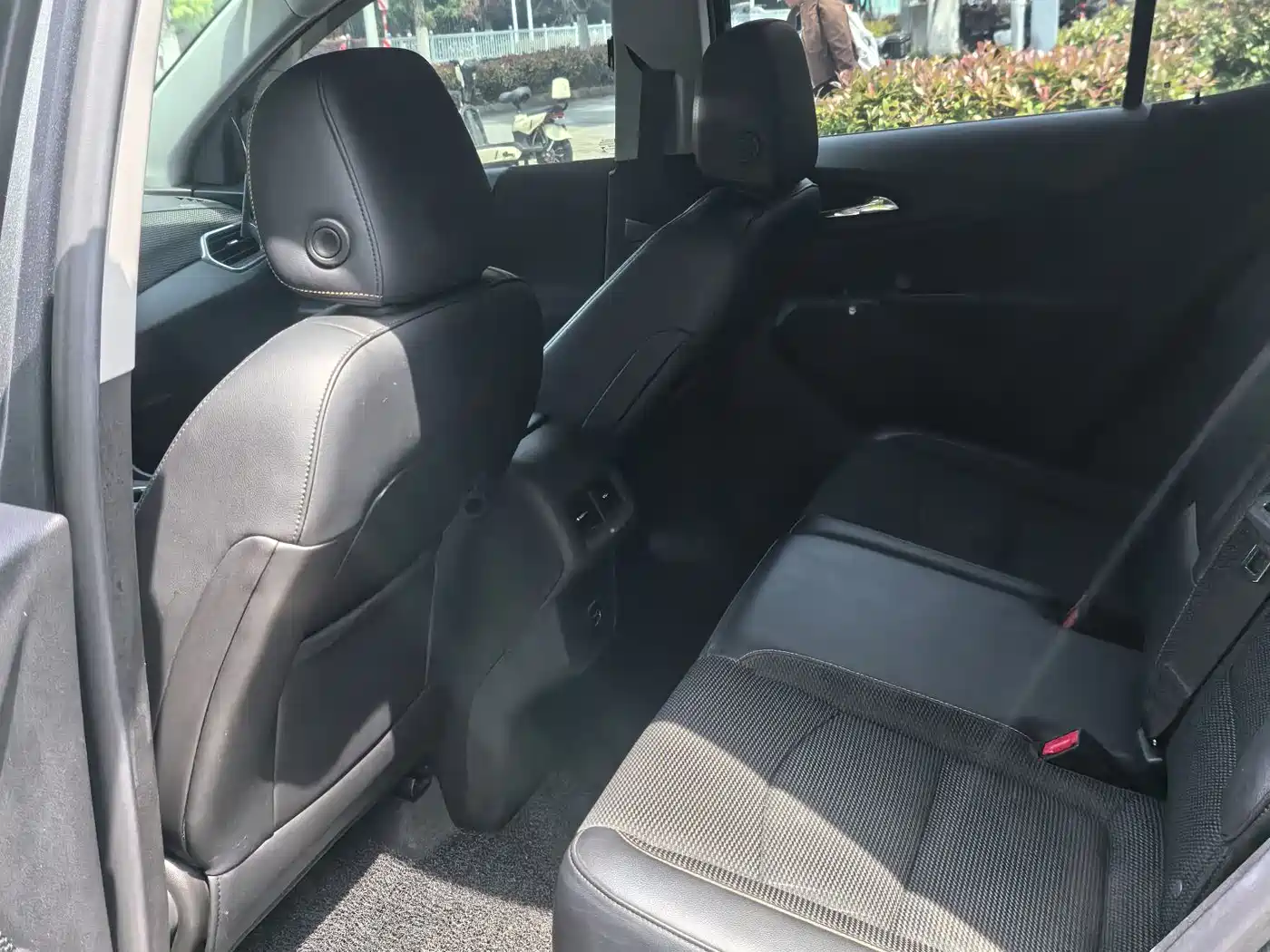 Chevrolet Equinox 2018 535T Automatic Frontier Edition фото 8