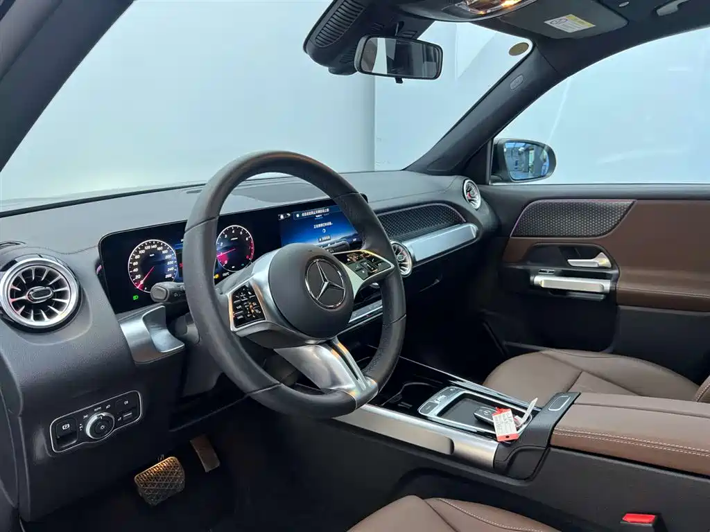 Mercedes-Benz GLB 2024 Facelift GLB 220 Dynamic фото 23
