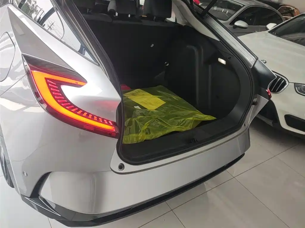 Toyota bZ5 2025 Model 630 MAX Smart Edition фото 19
