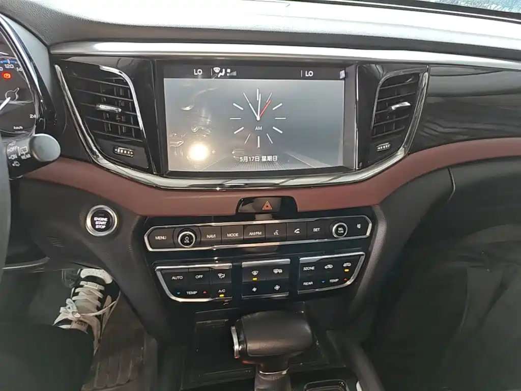 GAC Trumpchi Trumpchi GS8 2017 320T AWD Luxury Smart Connect (7-Seater) фото 13