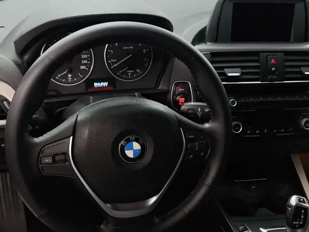 BMW 2 Series (Import) 2015 218i Convertible Coupe фото 15