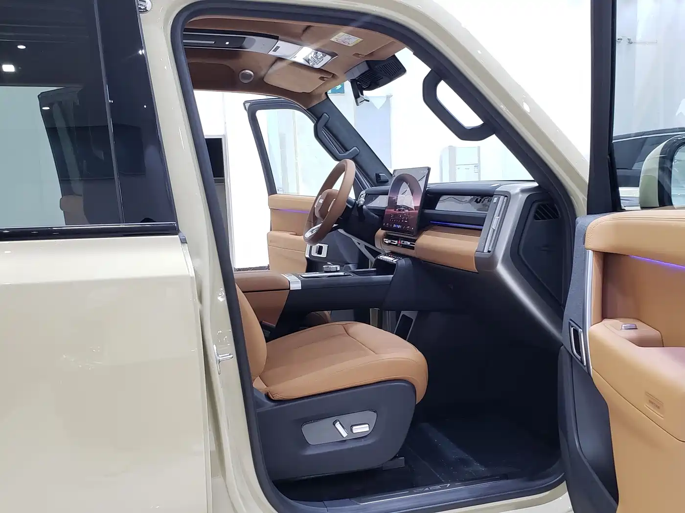 iCAR V27 2026 2026 200KM AWD Falcon 500