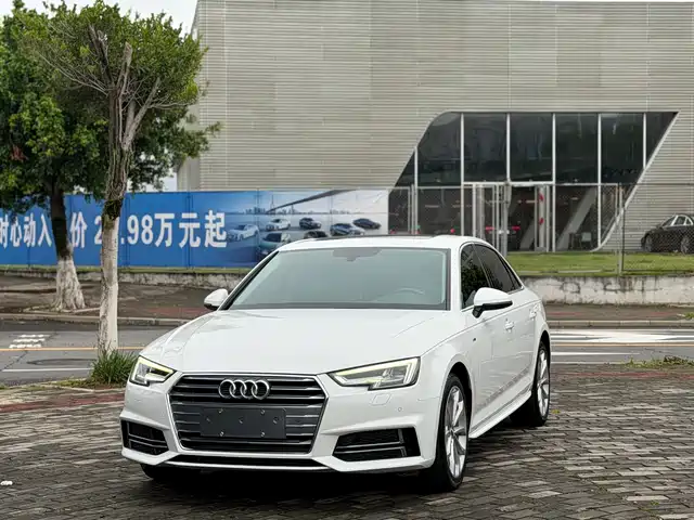 AUDI A4L