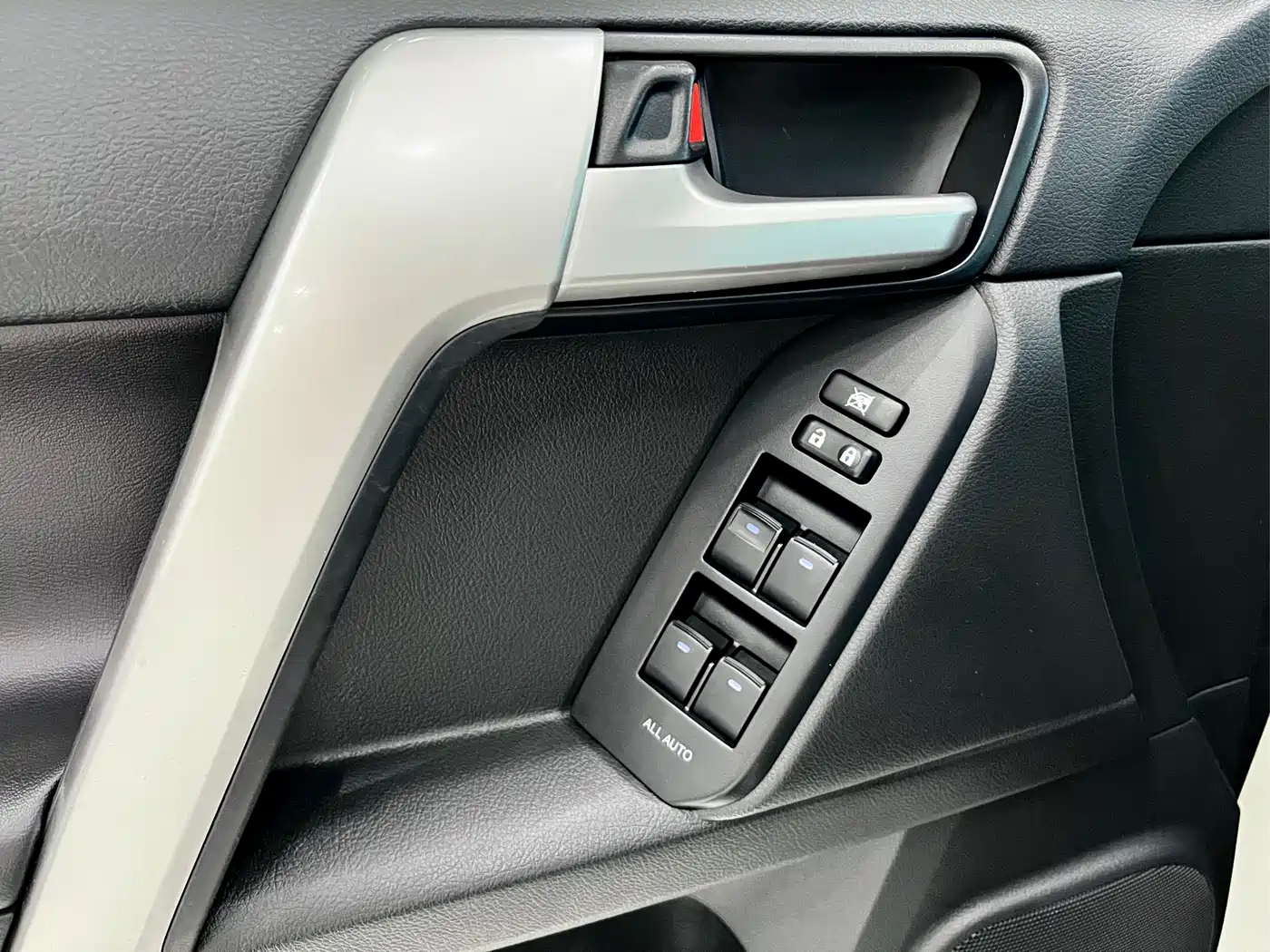 Toyota Prado 2019 3.5L Automatic TX-L Zunxiang Edition фото 21