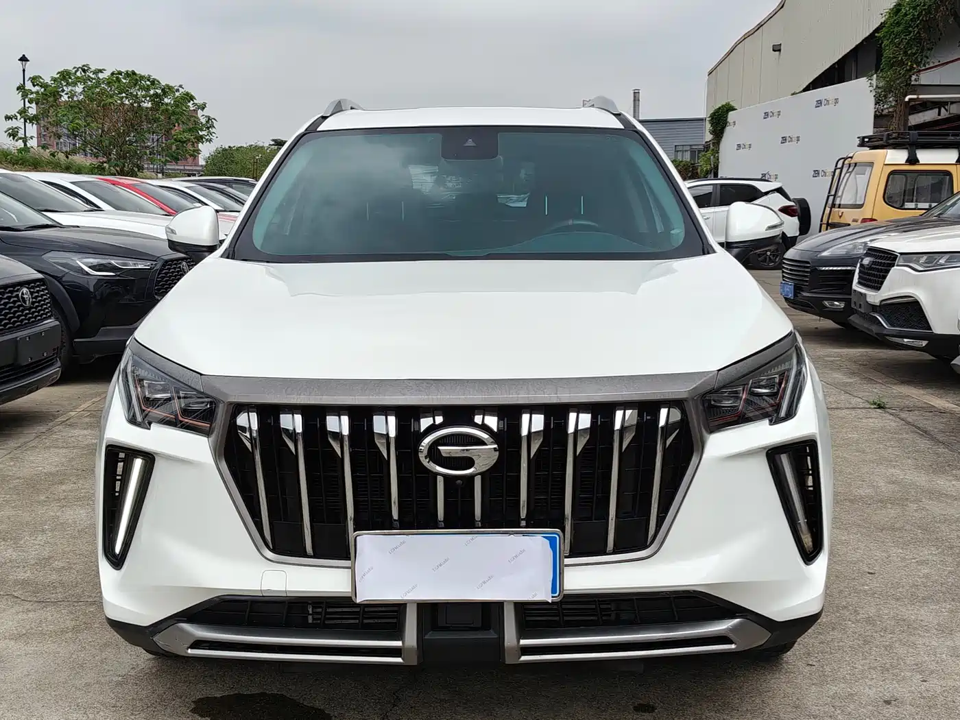 GAC TRUMPCHI GS4 PLUS