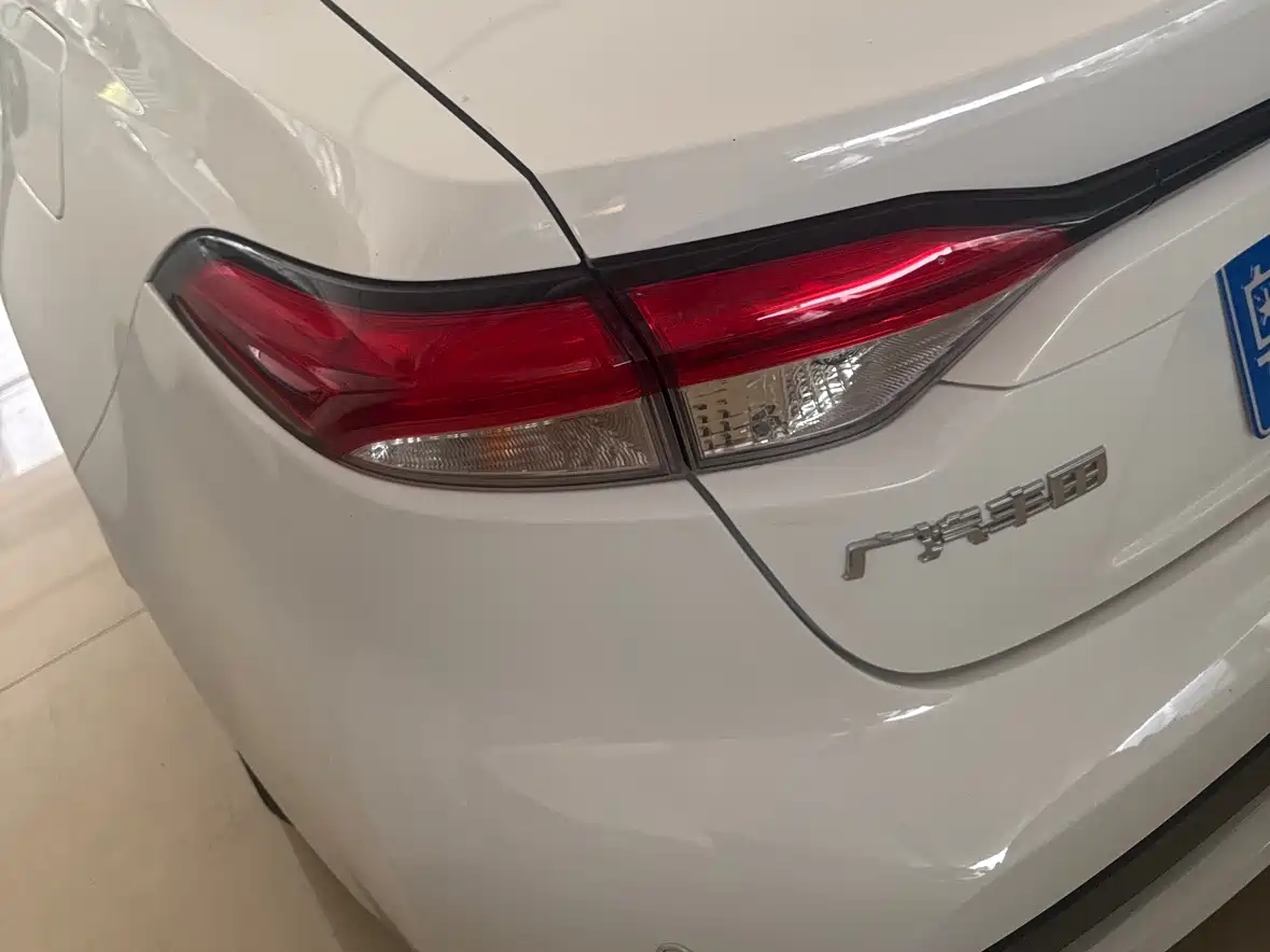Toyota Levin 2022 Dual Engine 1.8H E-CVT Luxury Edition фото 13