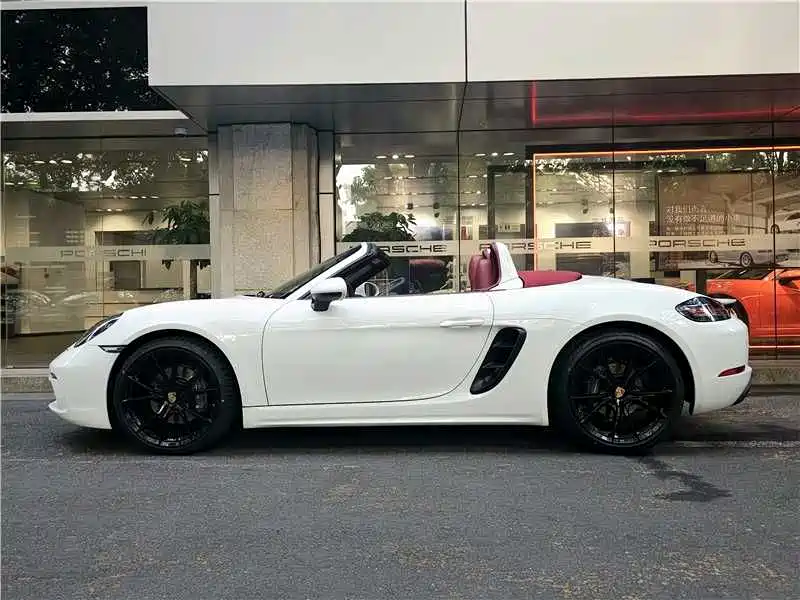Porsche 718 2022 Boxster 2.0T фото 2
