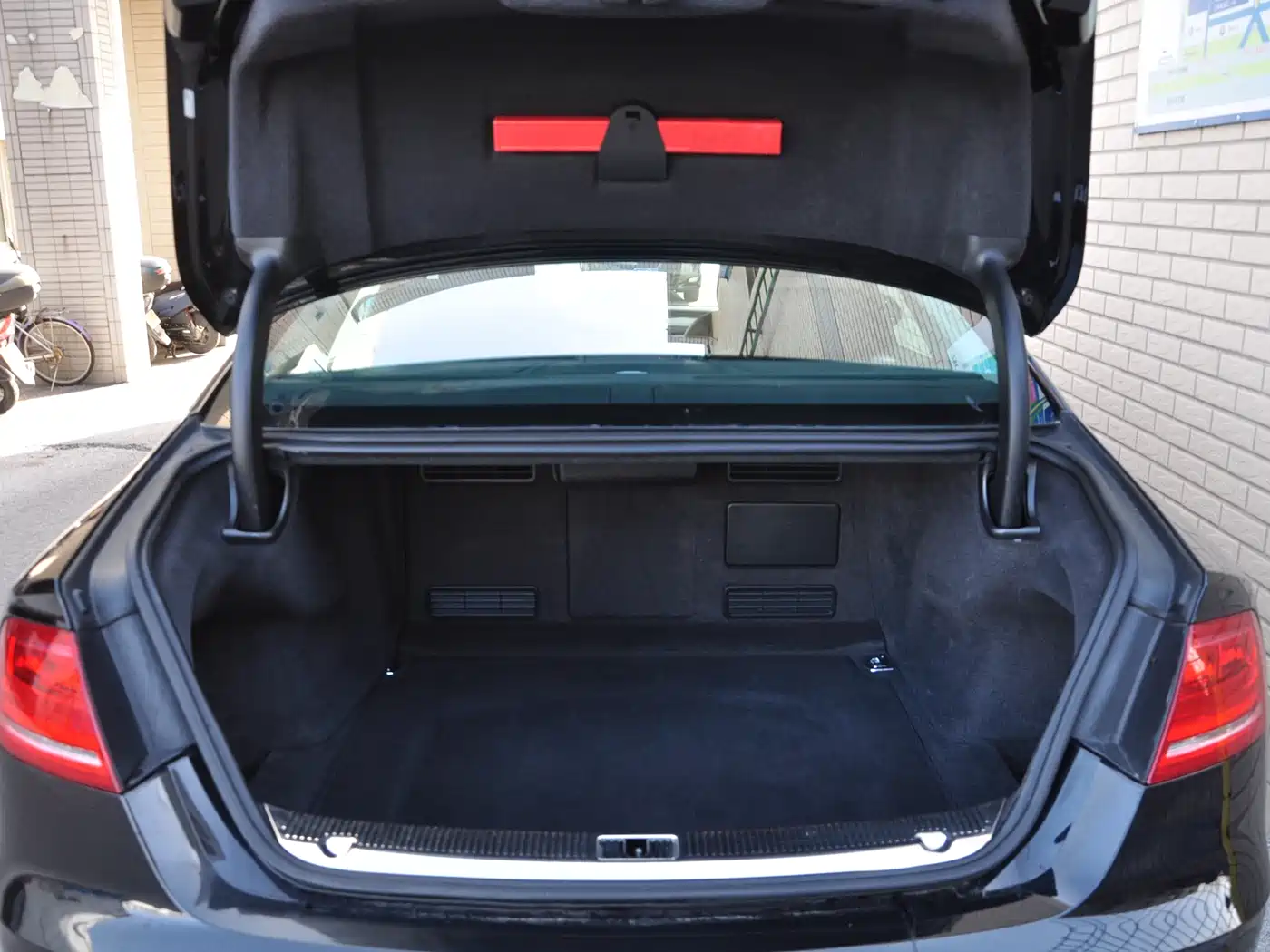 Audi A8 2013 A8L 55 TFSI quattro Luxury фото 17
