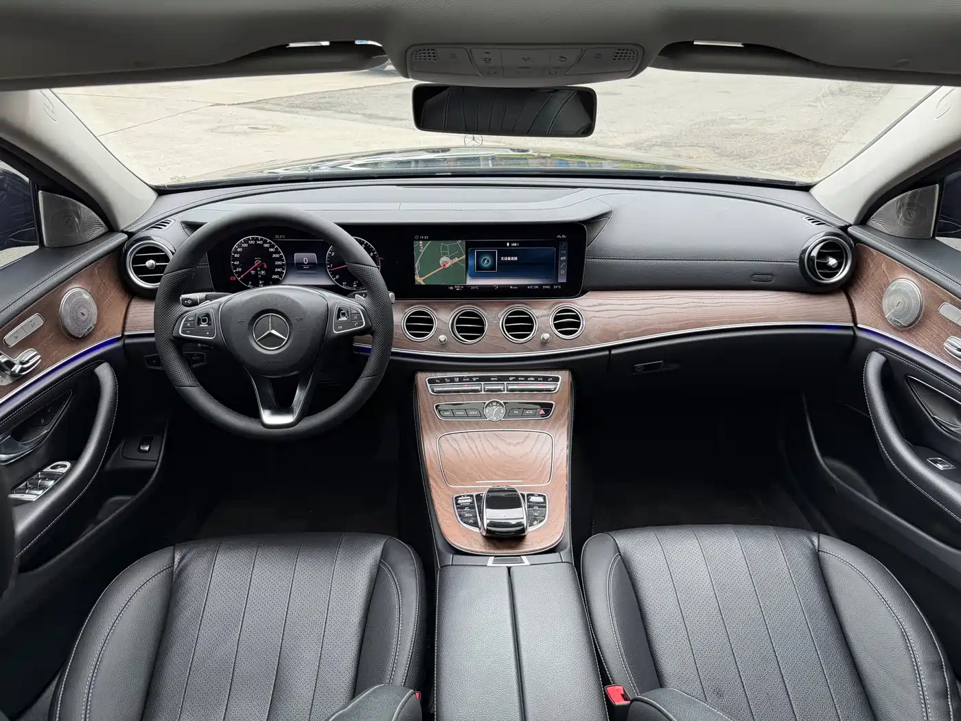 Mercedes-Benz E-Class 2018 E 300 L Luxury фото 5
