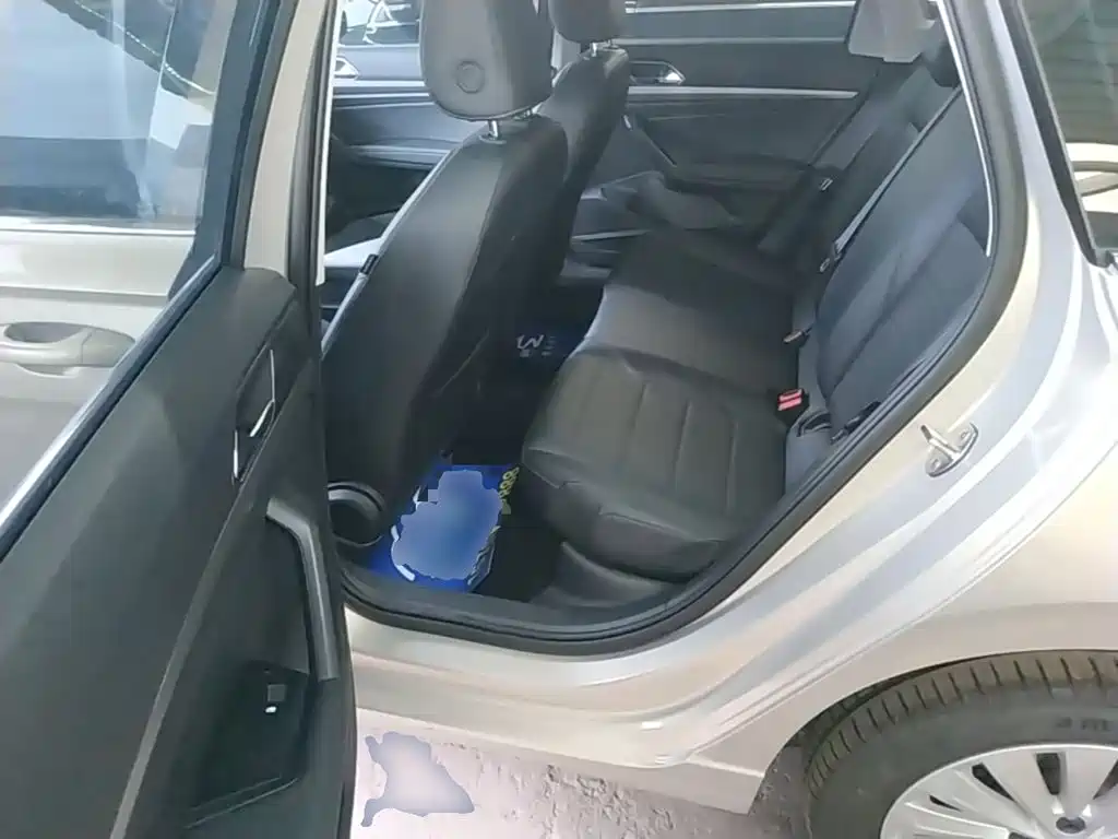 Volkswagen Lavida 2019 1.5L Automatic Comfort Edition China VI 17