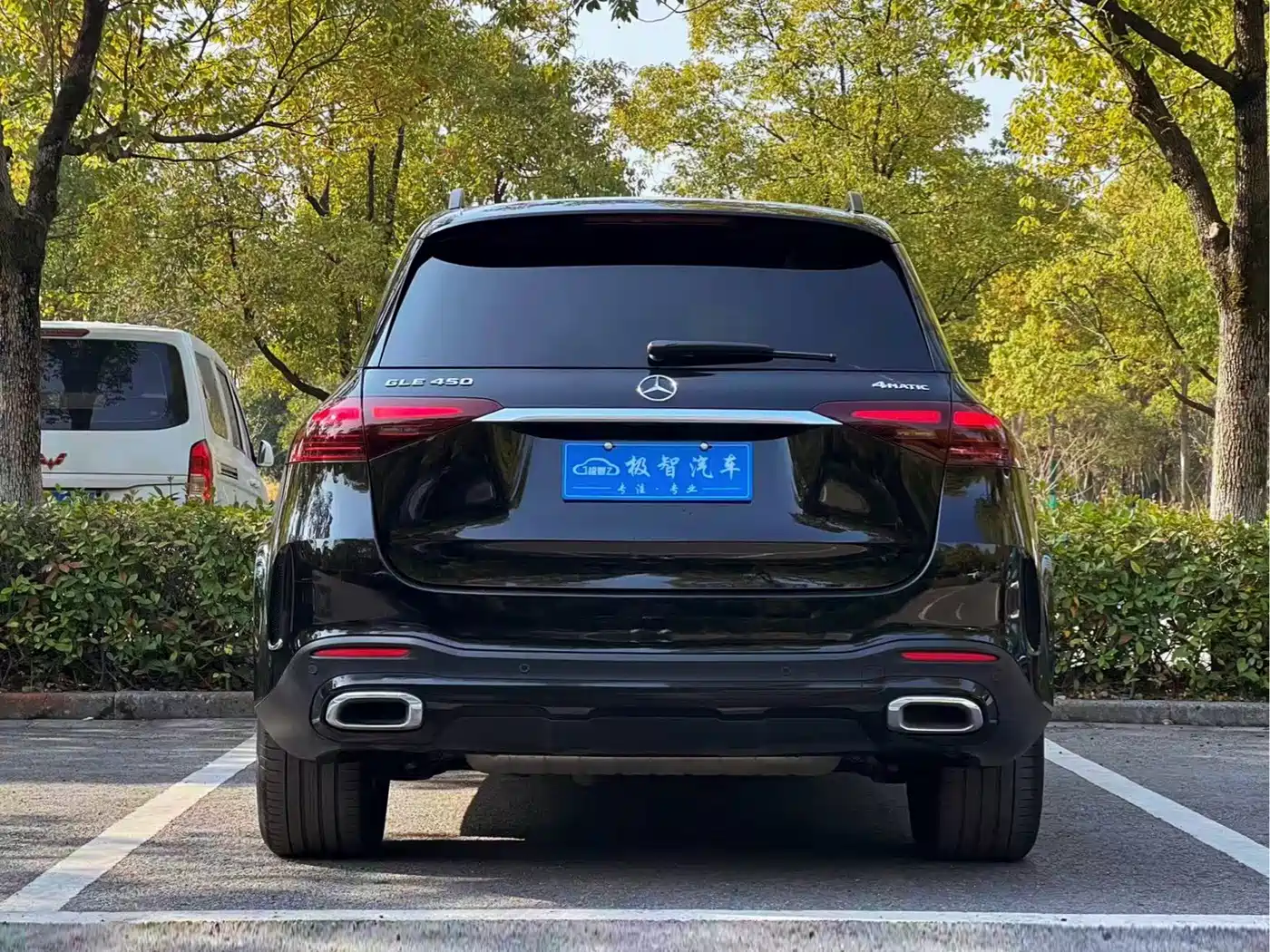 Mercedes-Benz GLE 2025 GLE 450 4MATIC Fashion фото 6