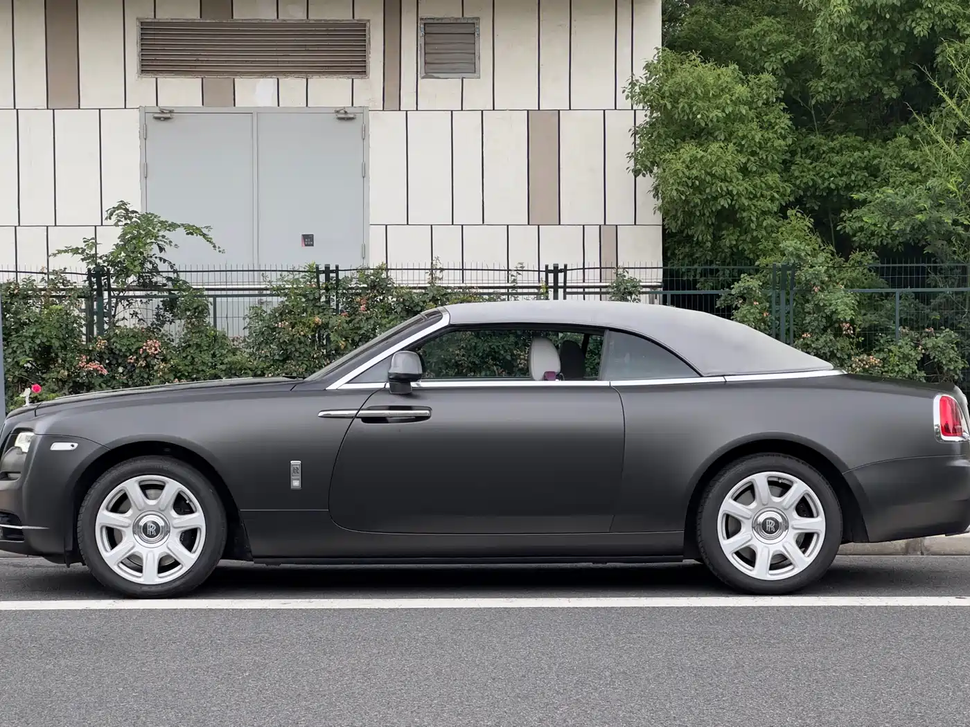 Rolls-Royce Dawn 2020 2018 6.6T Standard