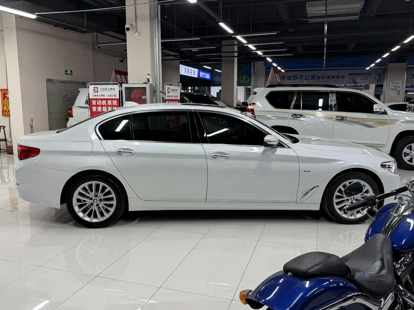 BMW 5 Series 2018 525Li Luxury Package фото 7