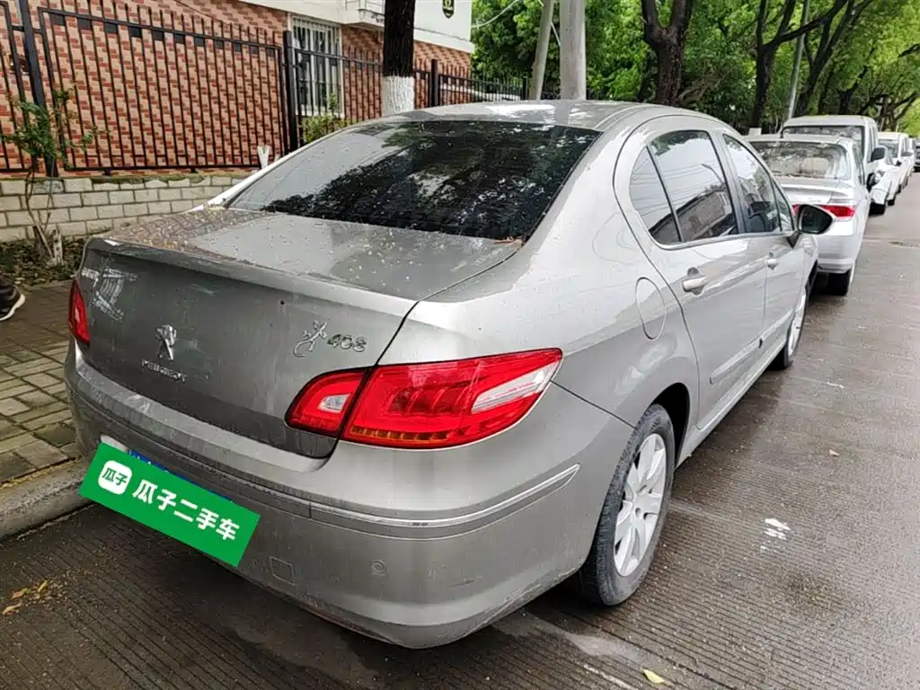 Peugeot 408 2013 1.6L Automatic Comfort Edition фото 7