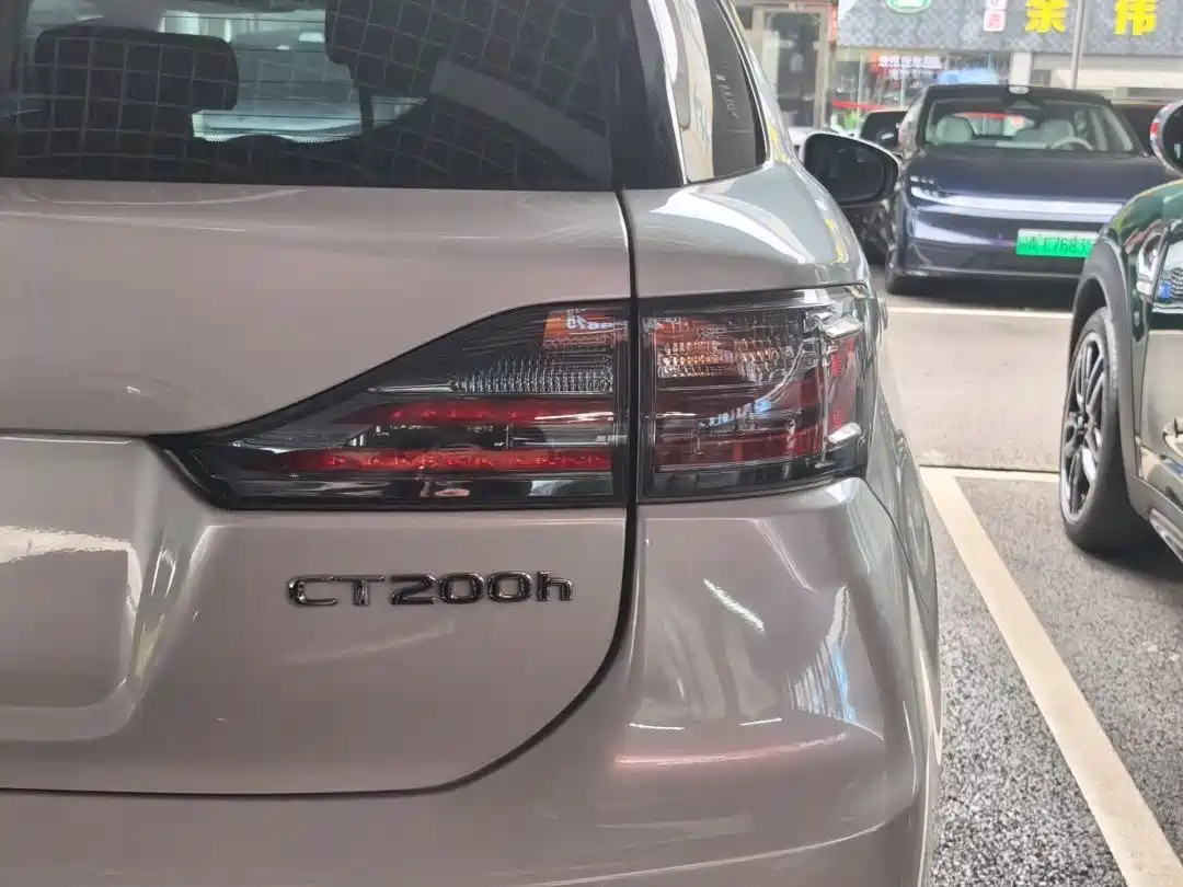 Lexus CT 2017 2014 CT200h Comfort Monochrome