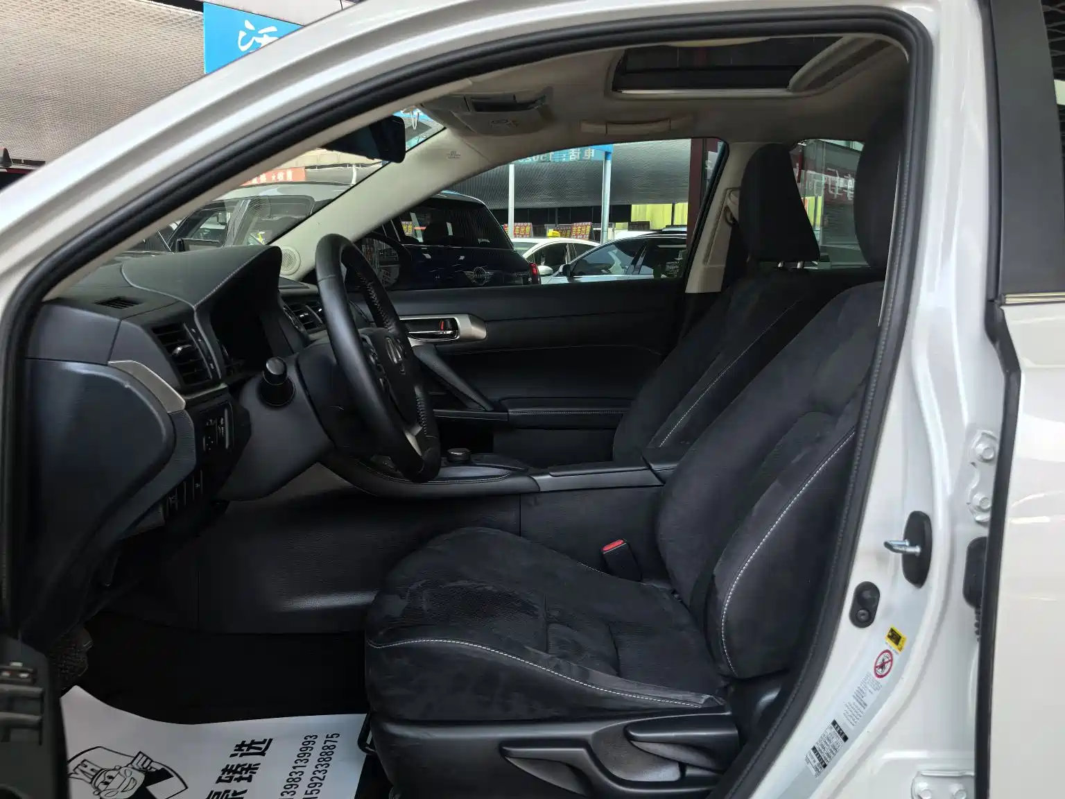 Фото 5 - Lexus CT