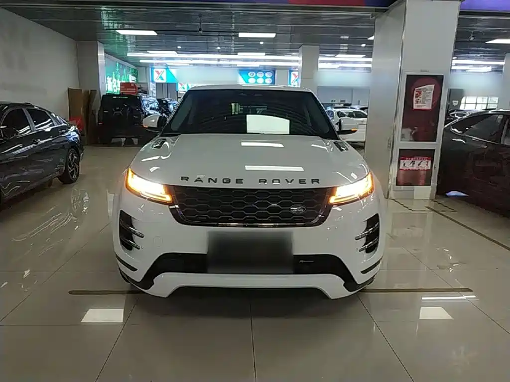Land Rover Range Rover Evoque 2022 Range Rover Evoque L 249PS R-Dynamic Luxury Edition фото 3