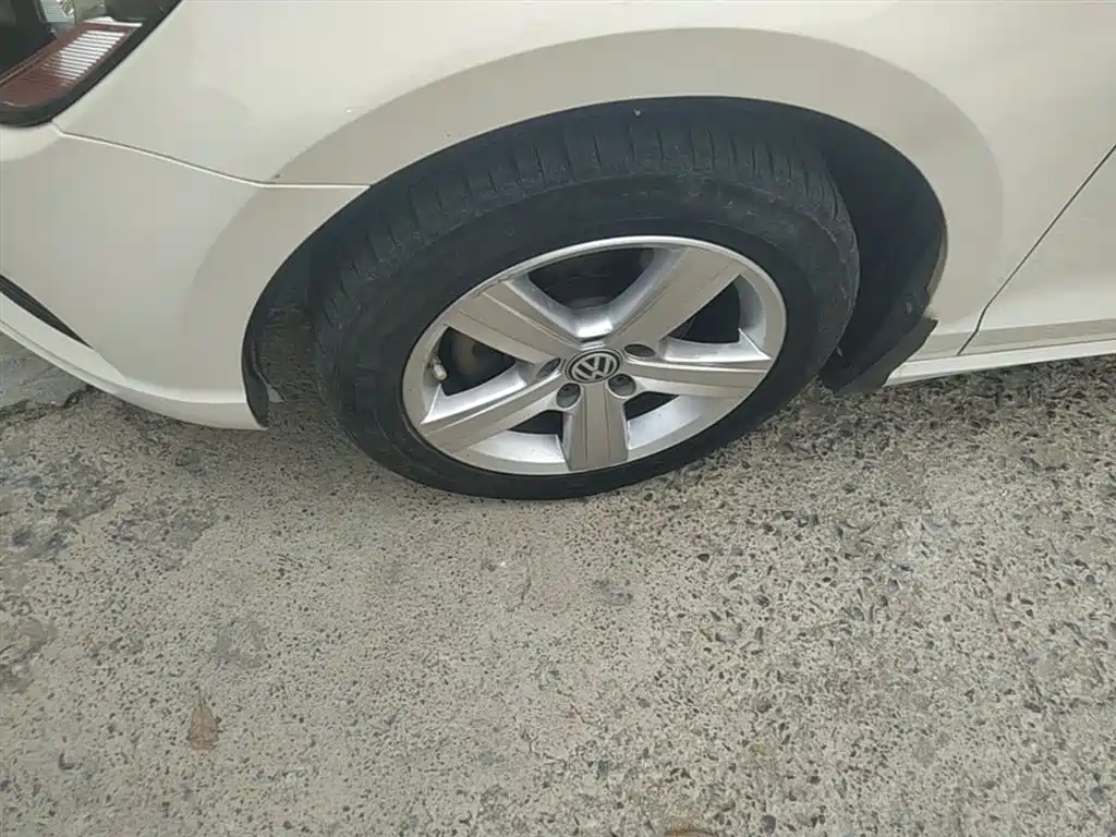 Volkswagen Lamando 2017 230TSI DSG Trend Edition фото 23