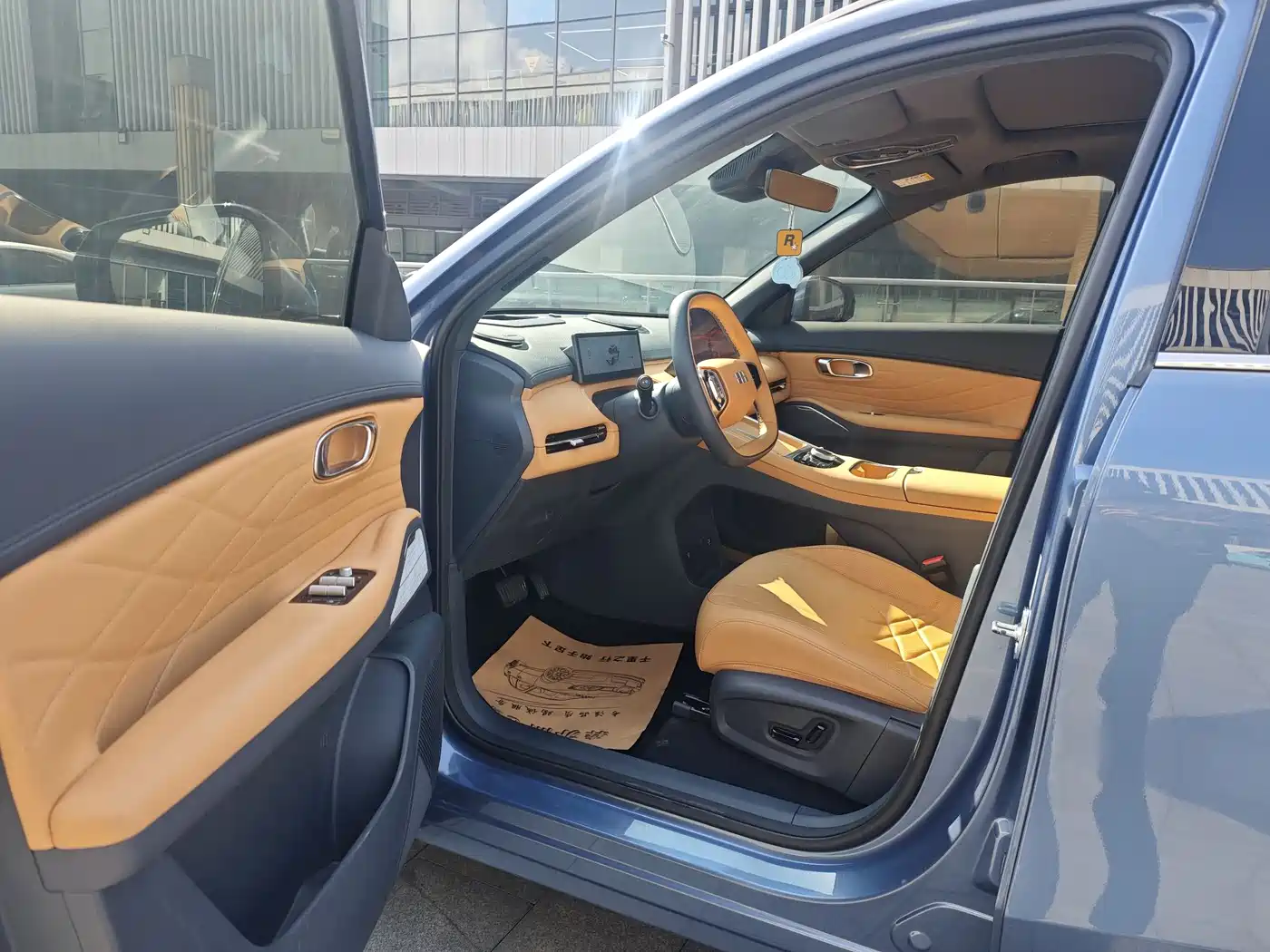 Geely Galaxy Galaxy Starship 7 EM-i 2025 120km Navigation Edition фото 11