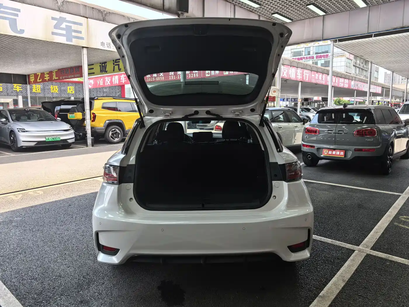 Lexus CT 2017 2014 CT200h Comfort Monochrome