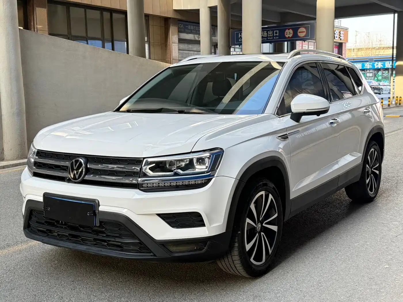 Volkswagen Tharu 2022 280TSI FWD Luxury Edition