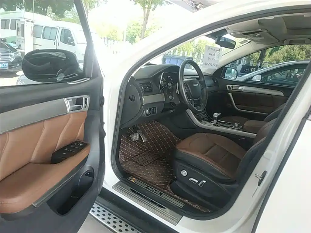 Haval H8 2017 2.0T Gasoline 2WD Enjoyment фото 16