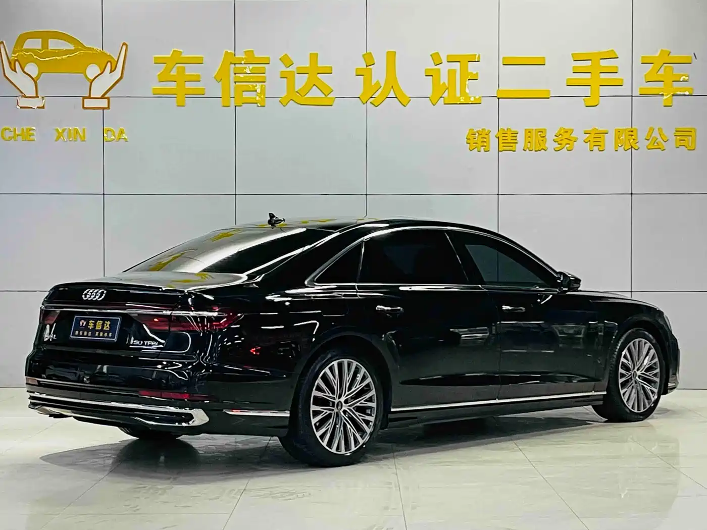 Audi A8 2024 Model A8L 50 TFSI quattro Premium Selection фото 3
