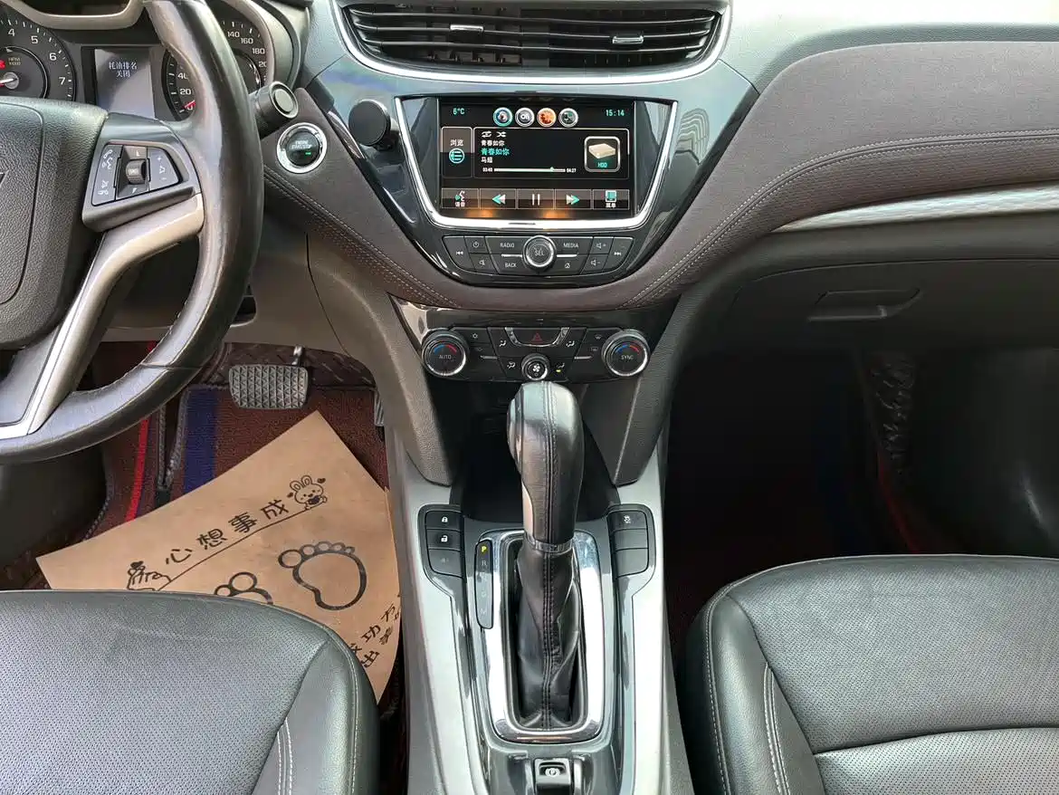 Chevrolet Malibu 2016 1.6T Automatic Luxury Edition фото 10