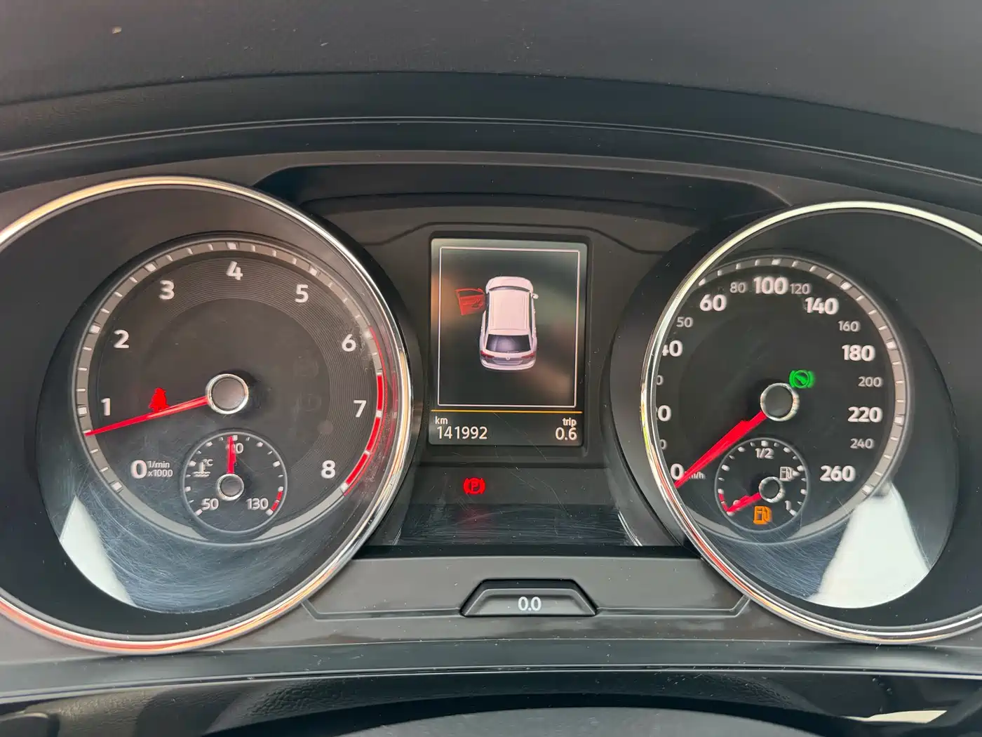 Volkswagen Tiguan L 2019 330TSI Automatic 2WD Smart Luxury Edition China VI фото 10