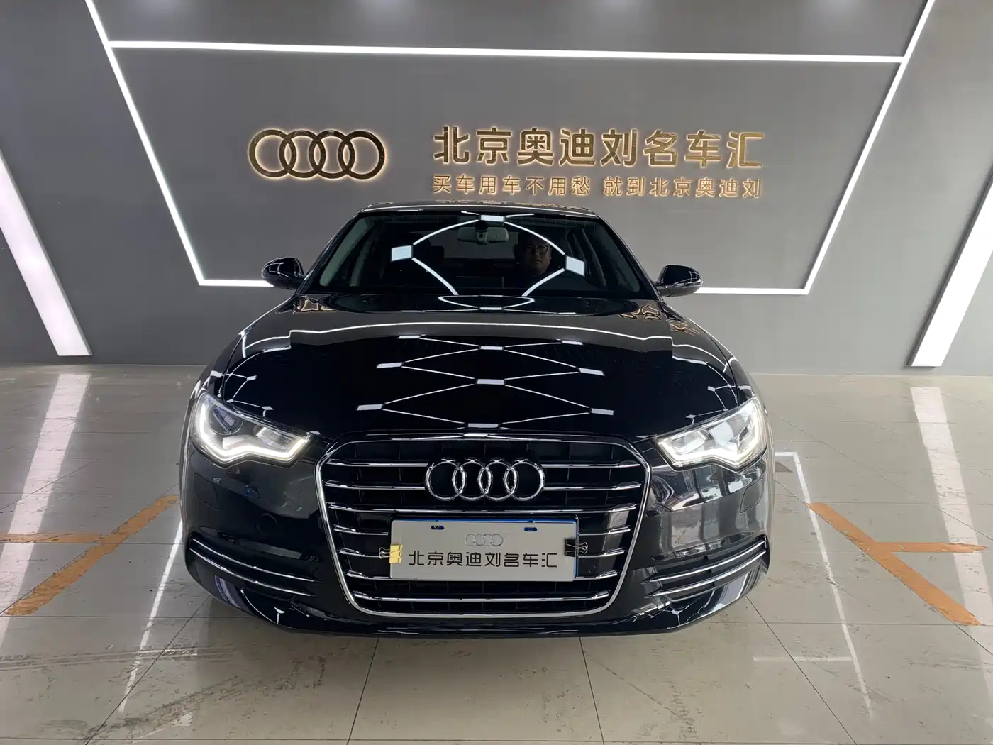 Audi A6L 2015 30 FSI Millionth Anniversary Comfort Enjoyment Type фото 2